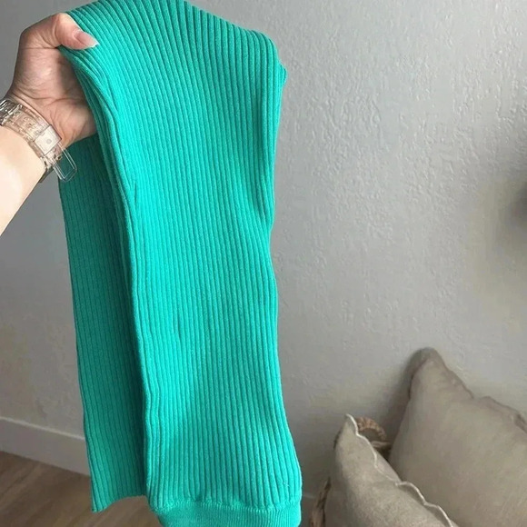 Edikted Teal Green Knitted Flare Pants – Size XS/S, High-Waist, NWOT - Picture 5 of 5